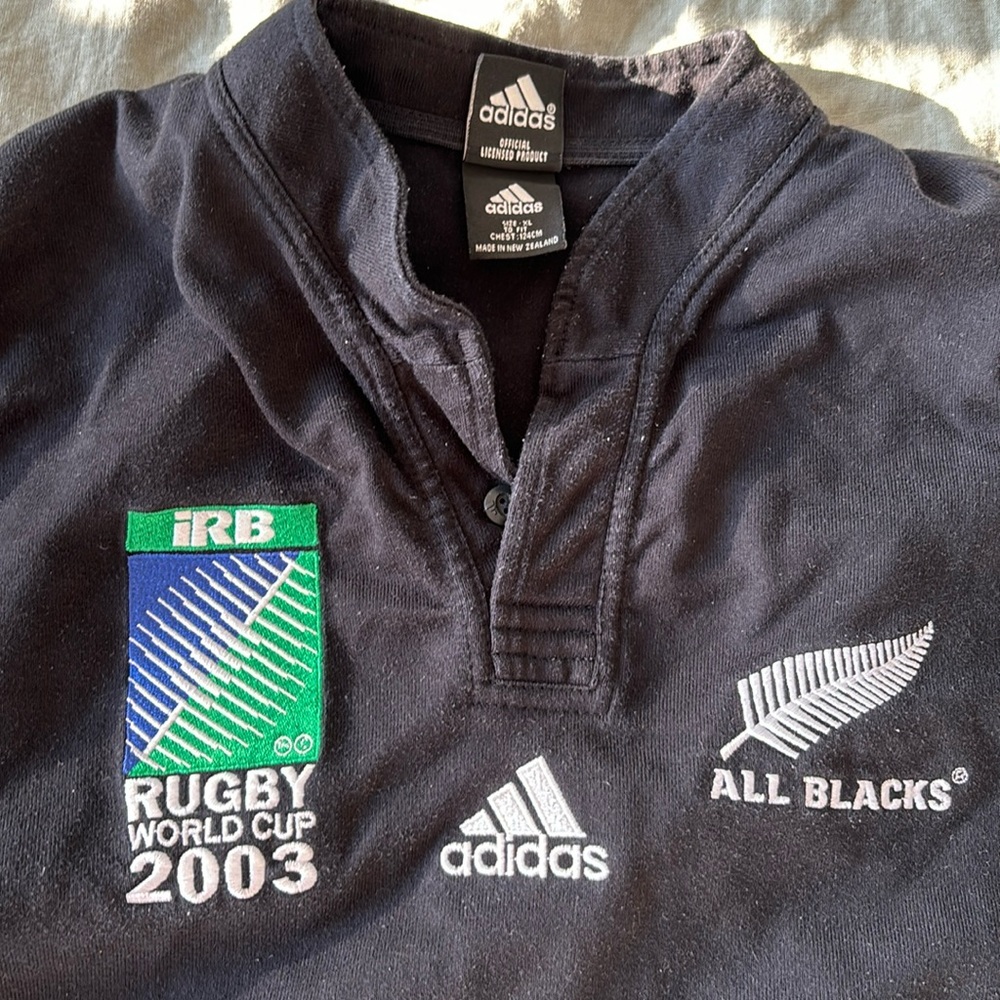 2003 vintage Adidas All Blacks New Zealand Rugby jersey